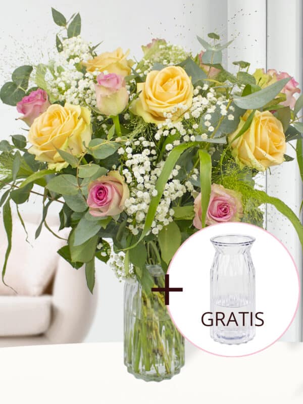 Gemengd rozenboeket roze-zalm + gratis glasvaas bezorgen