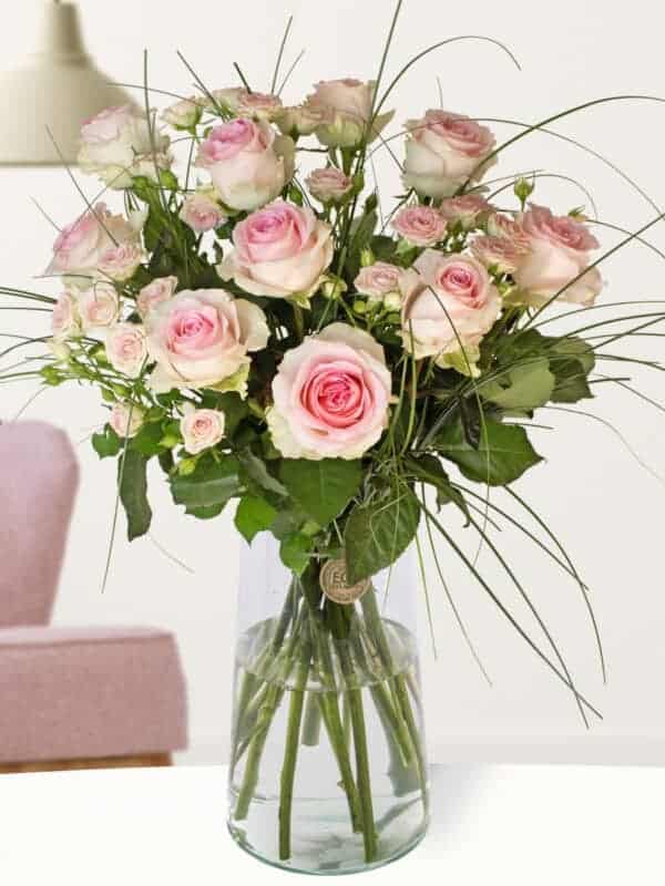 Rozenboeket Eva | Bloemen voor moederdag bezorgen