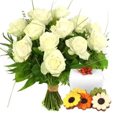 Boeket witte rozen + bloemetjes chocolade