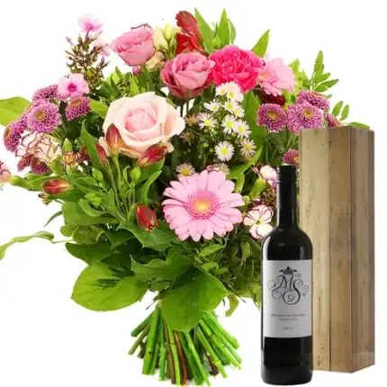 Seizoensbloemen + rode wijn